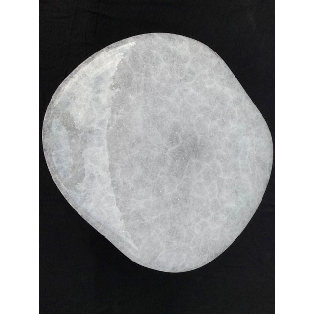 Kinoko brass and glass side table - Signed by Stefan Leo Brass base, Top pâte de verre Measures: 62 x 52 cm, H 46 cm...