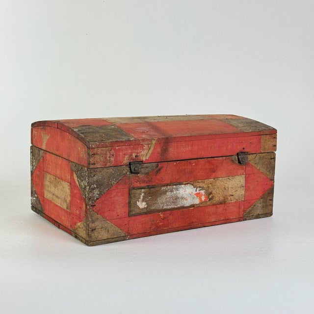 A Vintage Domed Rectangular Wooden Remnant of a Decorative Storage Box in Salmon Red For Sale - Image 4 of 8