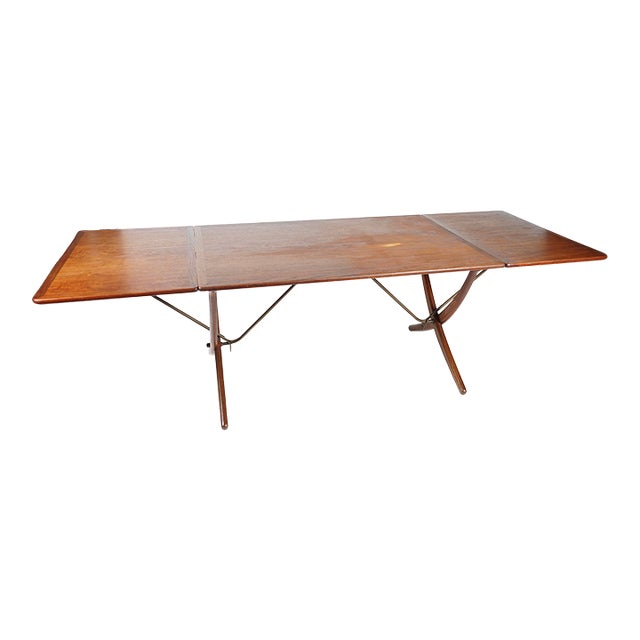 Hans J. Wegner Sabre Leg Table Model at-304 for Andreas Tuck For Sale