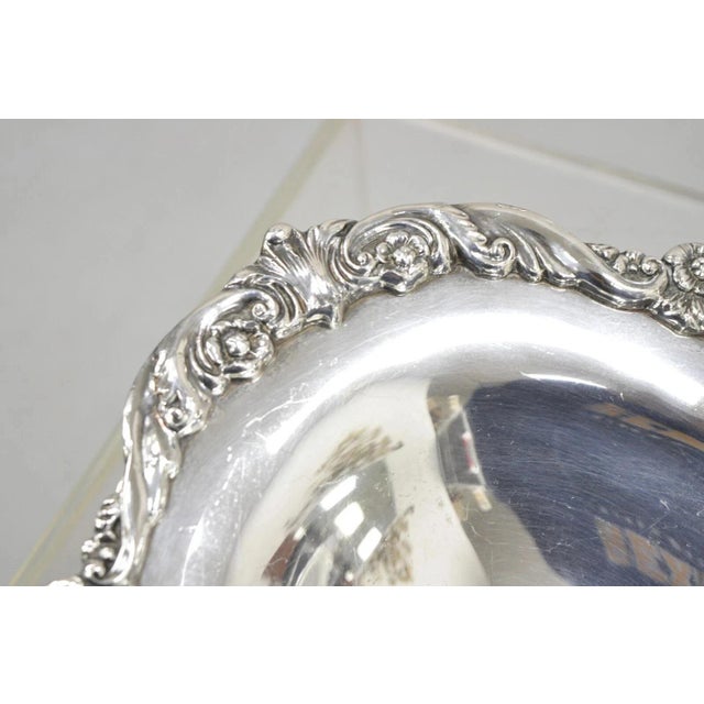 Mid 20th Century Vintage Sheridan Victorian Style Silver Plated Footed Scalloped Oval Fruit Bowl For Sale - Image 5 of 12