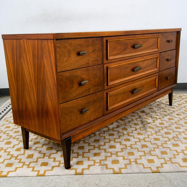 Brown 1960s Mid Century Danish Modern Credenza Dresser American Walnut 9 Drawer Danish MCM For Sale - Image 8 of 10