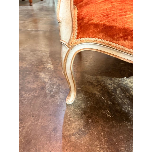 Pair of Large Vintage French Louis XV Painted Bergeres For Sale In Dallas - Image 6 of 10
