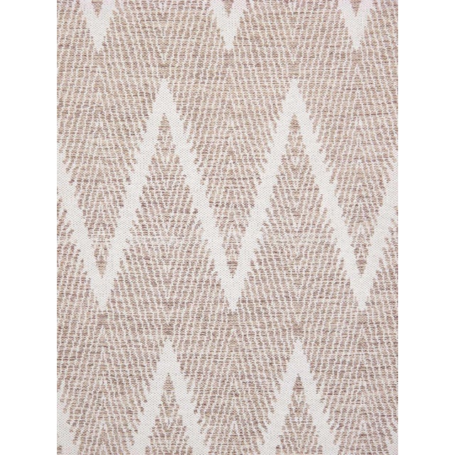 Bring the decor of your home together with the perfect touch of style with this beautiful rug. This rug is will blend in...