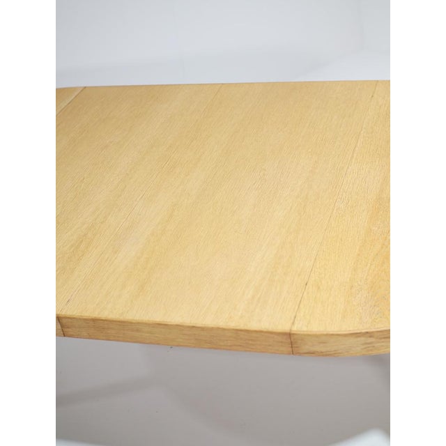 Danish Extendable Round Dining Table in Oak, 1960s For Sale - Image 10 of 18
