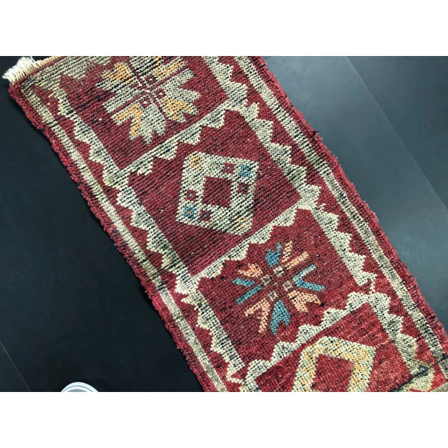 1960s Vintage Red Tribal Turkish Handmade Rug- 1′6″ × 3′4″ For Sale - Image 4 of 6