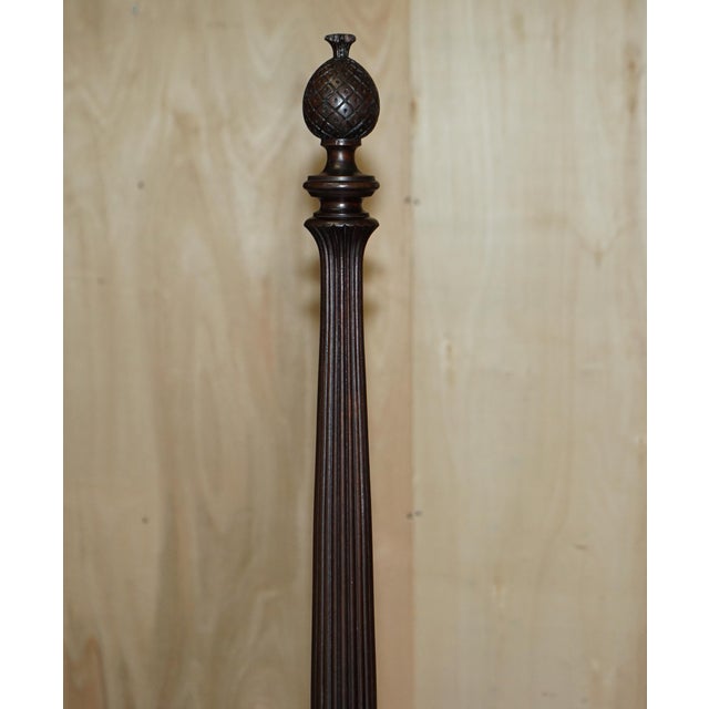 American Federal 4-Poster Bed with Carved Pillars in Hardwood, 1800s For Sale - Image 3 of 18