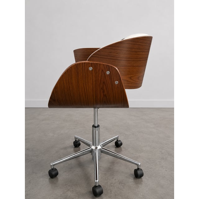 Norman Cherner Mid 20th Century Attributed to Norman Cherner for Cherner Chair Company Walnut & White Leather Task Chair For Sale - Image 4 of 4