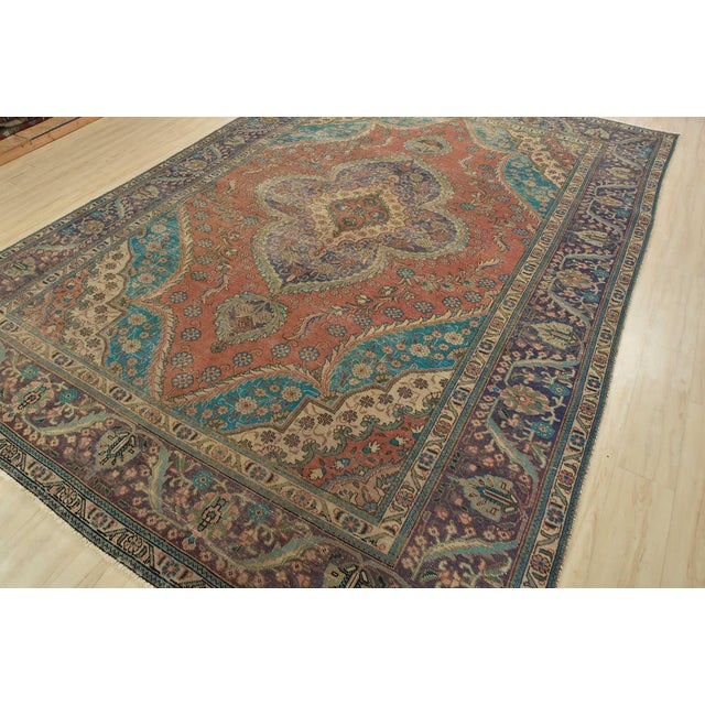 Farmhouse Tabriz Rug 9’8” X 12’10” Pink Wool Vintage Distressed Hand-Knotted Carpet For Sale - Image 3 of 15