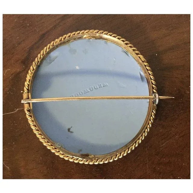 Antique 18th Century Wedgwood Medallion Plaque of Apollo Mounted as a Brooch or Pin For Sale - Image 9 of 12