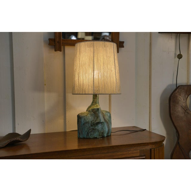 Mid-Century Modern Vintage Brutalist Ceramic Lamp with Linen Shade, 1950s For Sale - Image 3 of 8