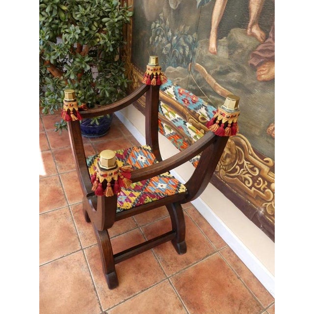 Brown Antique Victorian Renaissance Revival Oak Savonarola Chair, 1860 For Sale - Image 8 of 16