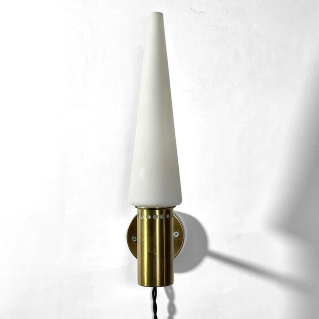 Mid-Century Modern Wall Lamp in Brass and Opal Glass by Hans-Agne Jakobsson, 1960s For Sale - Image 3 of 11