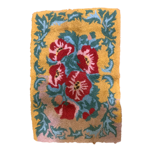 1960s, Handmade Vintage American Hooked Rug 1.11' X 2.10'