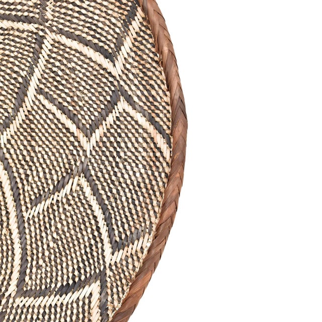 African Early 20th Century Tonga Binga Basket 19 Inch For Sale - Image 3 of 3