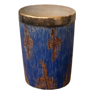 Late 20th Century Hollywood Regency Crackled Gold and Cobalt Blue Ceramic Garden Stool Accent Table For Sale