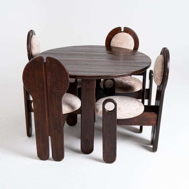 Round pine dining set designed by hungarian designer márta leszl szedleczky in the 1980s. The set includes one table and...