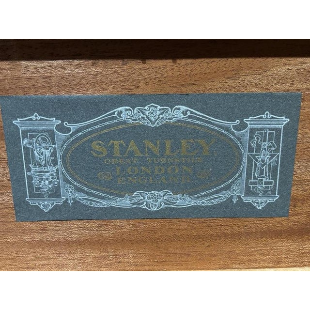 Edwardian Boxwood arc drawing curves, by Stanley, London, in wooden box. Packed with curves. Box size: 50 cms wide 20 cms...