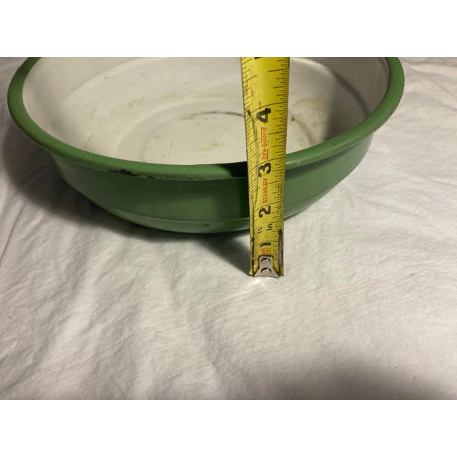 Vintage Enamelware Bowls Set of Two Nesting Bowls Green Exterior With Off White Interior For Sale - Image 11 of 12