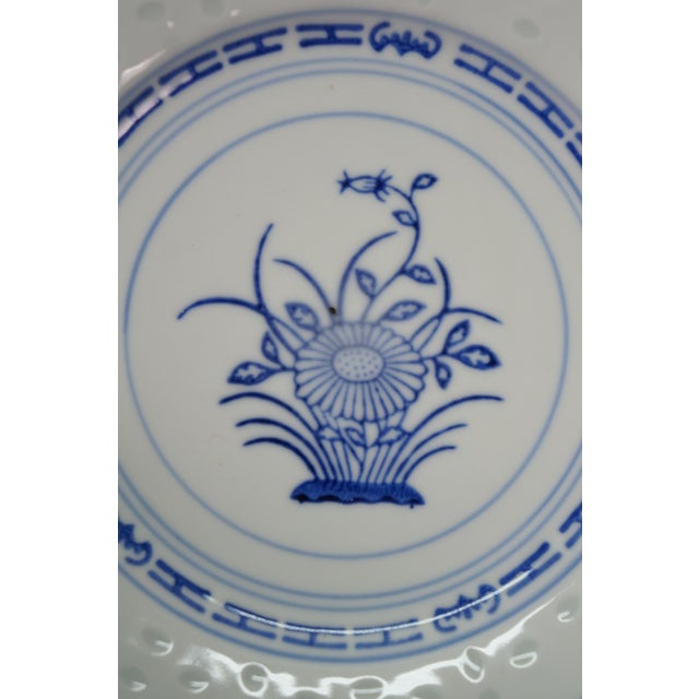 Mid 20th Century Tienshan Chinese Chinoiserie Blue White Rice Grain Dinner Service - 55pcs For Sale - Image 4 of 16