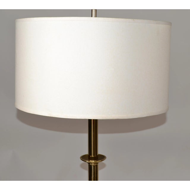 Brass 1970s Laurel Lamp Company Round Glass Side Table Floor Lamp Shade American, Unsigned For Sale - Image 8 of 12