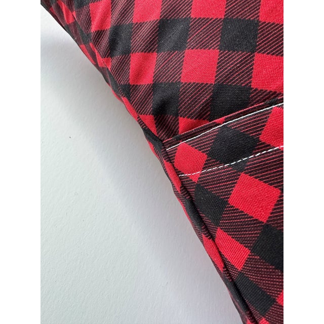 American Idaho Ski Vintage Pennant on New Woven Plaid Throw Pillow For Sale - Image 3 of 4