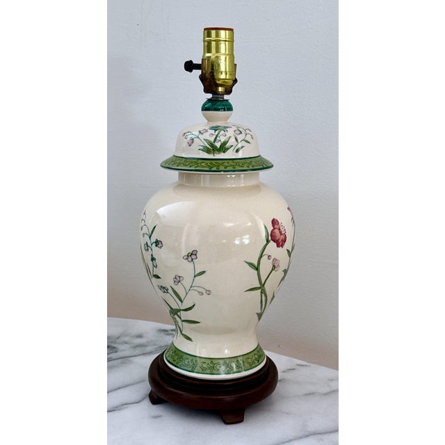 Late 20th Century Asian Porcelain Hand Painted Table Lamp For Sale In New York - Image 6 of 10
