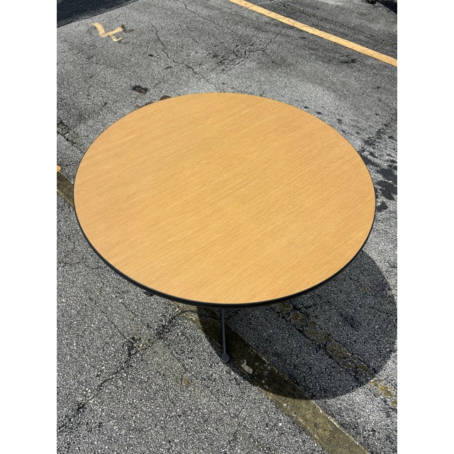 1970s 1970s Eames for Herman Miller Aluminum Group Round Contract Table For Sale - Image 5 of 6