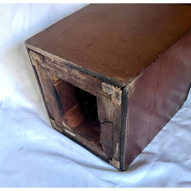 Antique Early 1800s Georgian Style Carved Mahogany Tapered Pedestal Stand For Sale - Image 18 of 18
