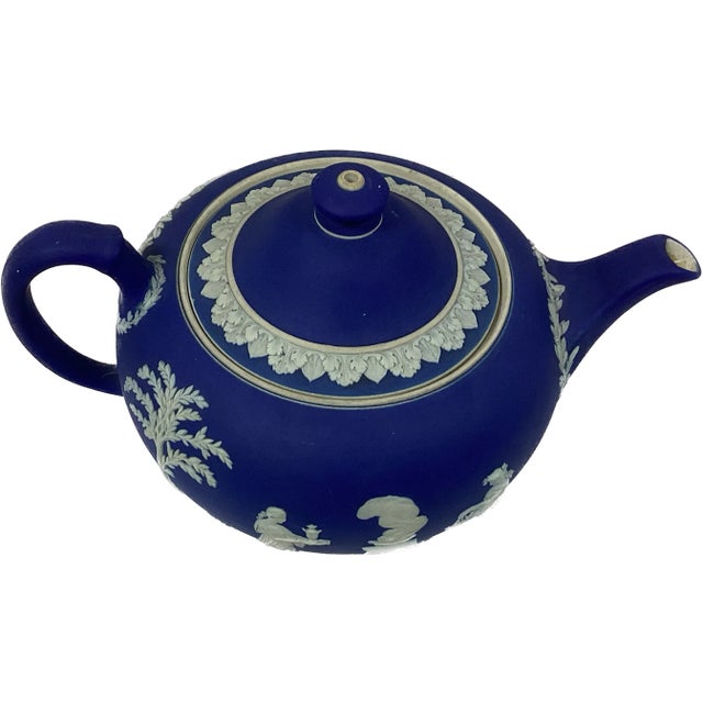 Wedgwood Vintage Wedgewood Jasperware Teapot With Lid For Sale - Image 4 of 9