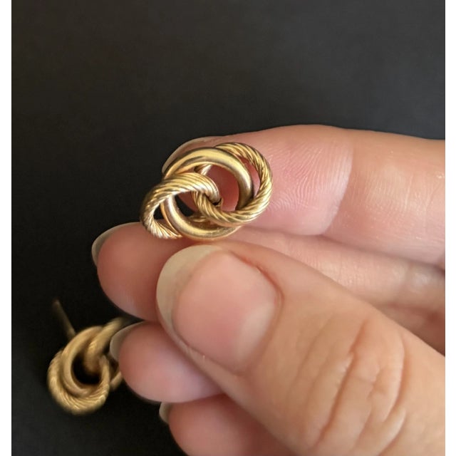 Victorian Share Antique Victorian Lover's Knot Gold Stud Earrings, Pair For Sale - Image 3 of 3