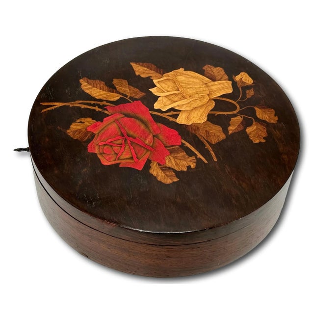 Fine Antique Art Nouveau Ladies Rosewood Locking Vanity Box With Beautiful Rose Flowers Marquetry - Inlay Work For Sale - Image 4 of 12