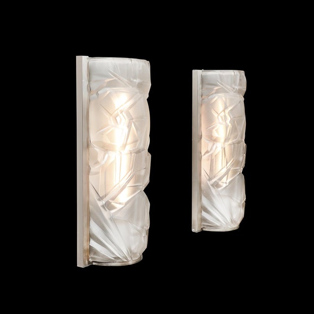 Art Deco Molded & Frosted Glass W/ Abstract Cubist Geometric Motif Sconces For Sale - Image 4 of 18