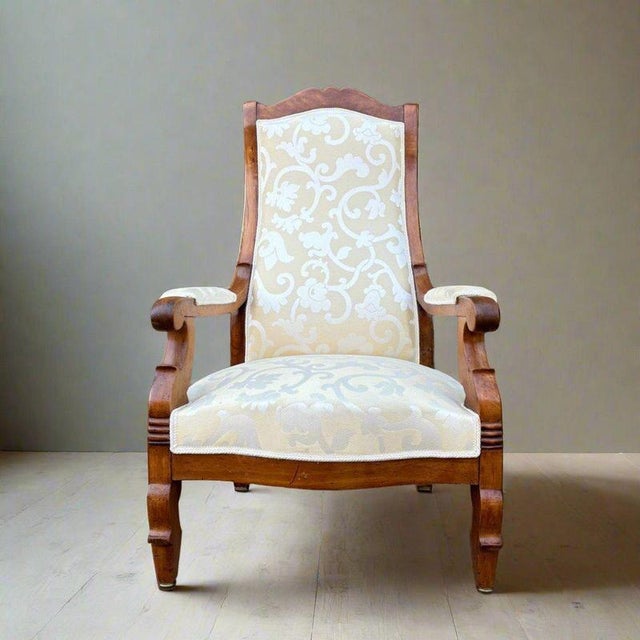 French Voltaire Armchair in Walnut, 1850 For Sale - Image 15 of 15