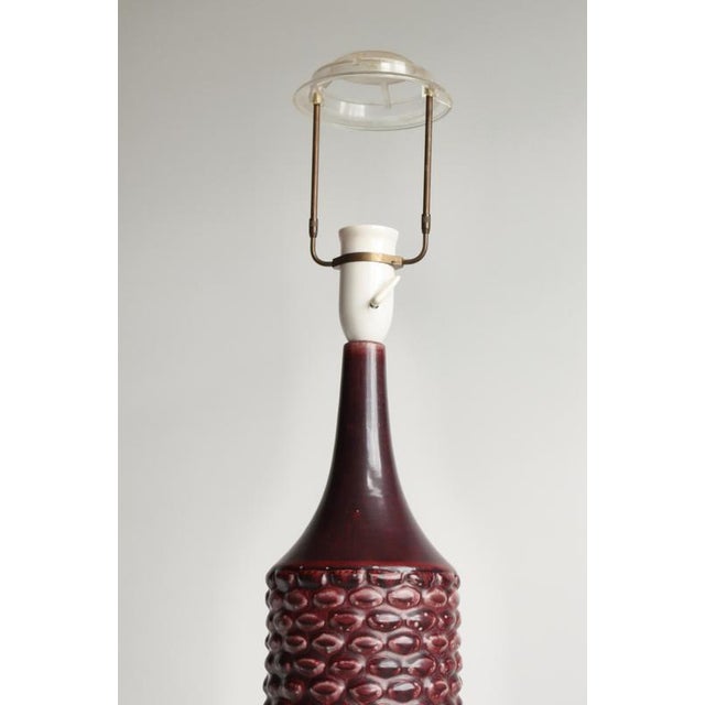 White Large Table Lamp in Oxblood Glaze by Axel Salto for Royal Copenhagen, 1958 For Sale - Image 8 of 12