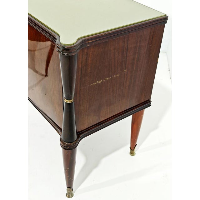 Italian Bedside Tables in Wood, Glass, and Brass in the style of Vittorio Dassi, 1950s, Set of 2 For Sale - Image 16 of 18