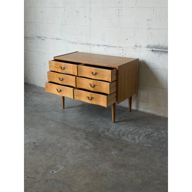 Mid-Century Modern Oak Dresser With 6 Drawers Danish Mid-Century Modern 1960s For Sale - Image 3 of 9