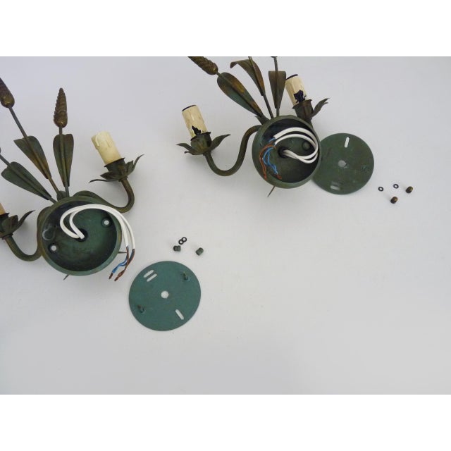 Vintage Wheat Sheaf Wall Sconces in Gold and Green Metal, 1980s, Set of 2 For Sale - Image 9 of 10