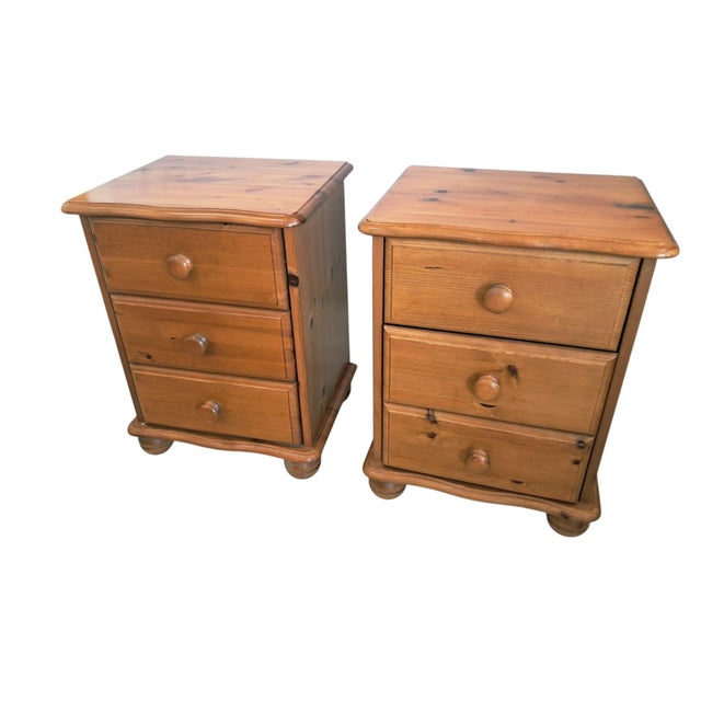 Vintage Bedside Tables in Pine, 1980s, Set of 2 For Sale - Image 6 of 16