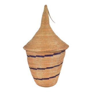 Early 20th Century Tutsi Tight Weave Basket with Lid Rwanda For Sale