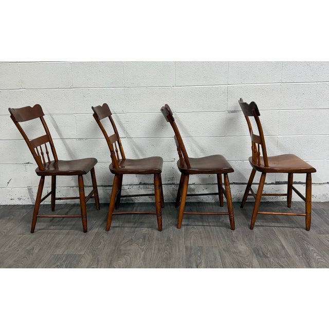 Late 19th Century Antique American Country Farmhouse Plank Seat Dining Chairs - Set of 4 For Sale - Image 5 of 10