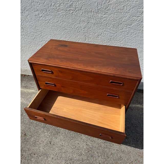 1960s Jack Cartwright for Founders Mid Century Modern Danish Style 3 Drawer Chest of Drawers, Attributed For Sale - Image 11 of 11