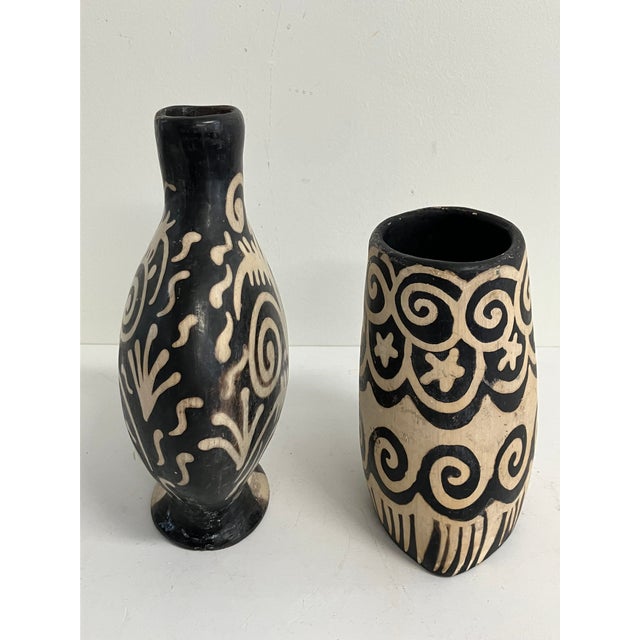 Black Vintage Mexican Black Sgraffito Pottery Vessels – Pair For Sale - Image 8 of 8