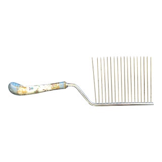 1950s Sheffield England Cake Breaker Floral and Gold Painted Porcelain Handle For Sale