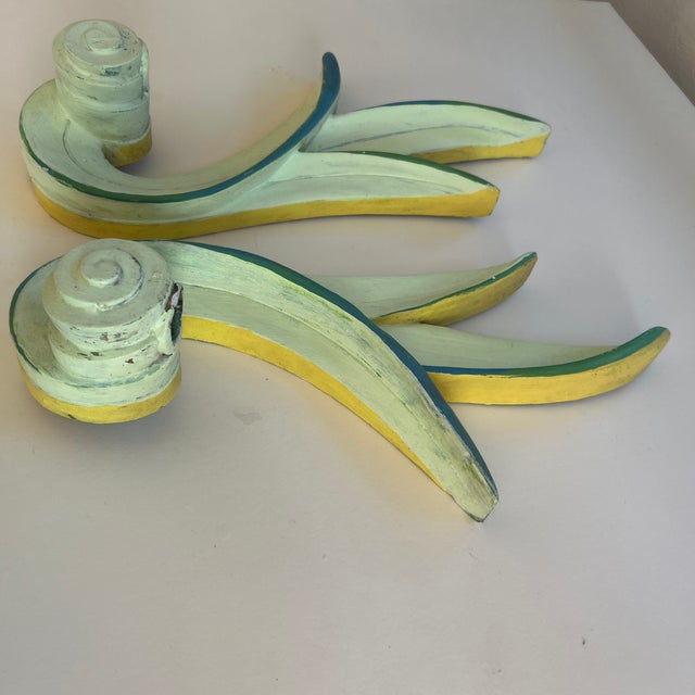 1940s American Chalk Paster Leaf Design Candle Wall Sconces a Pair For Sale In Miami - Image 6 of 11