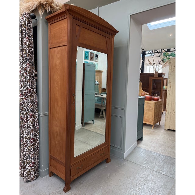 Large Art Nouveau Bonnetière in Mahogany, 1890s For Sale - Image 10 of 14