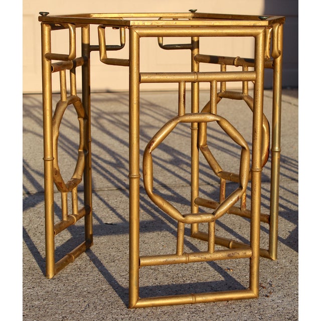 1970s Vintage Hollywood Regency Gold Gilt Metal Chinoiserie Side Tables – Pair For Sale - Image 5 of 15