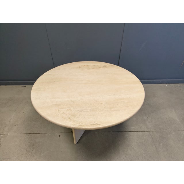 Round Italian Travertine Dining Table 1970s For Sale - Image 9 of 13