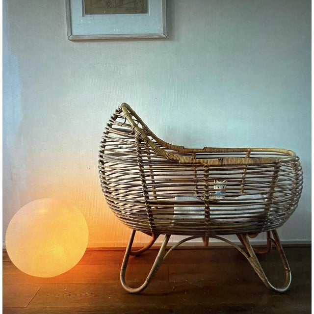 Mid-Century Modern Mid-Century Modern Rattan Baby Crib, 1960s For Sale - Image 3 of 13