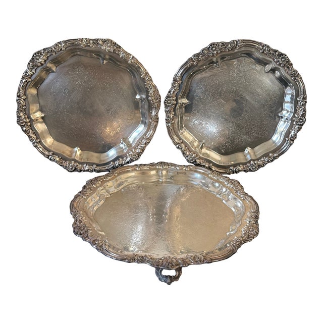Vintage Stackable Silver-Plate Round Trays With Floral Details, Set of 3 For Sale