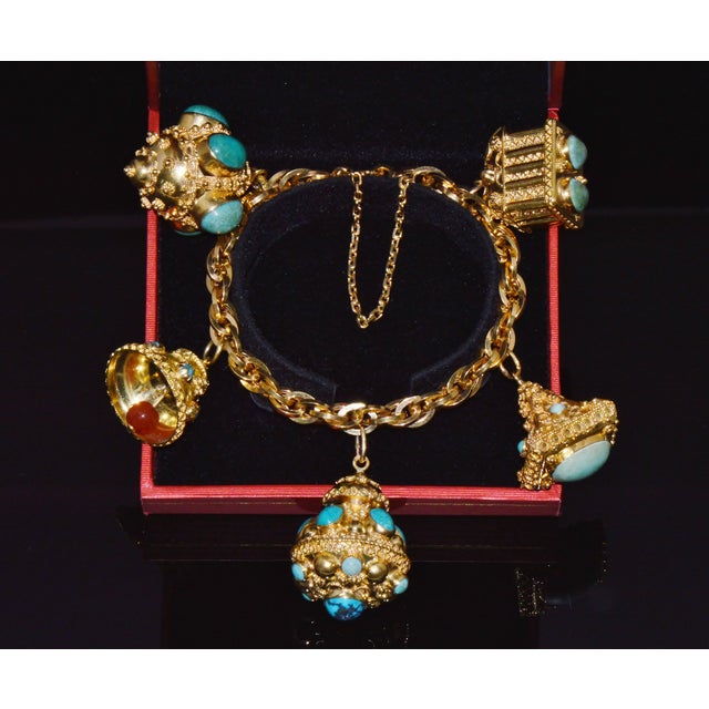 Estate Italian Unoaerre Etruscan Revival Solid 18k Gold Turquoise Carnelian Charm Fob Bracelet For Sale - Image 14 of 17